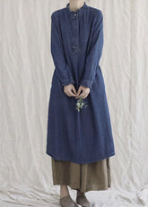 Vestido vaquero hasta el tobillo con bolsillos y volantes azules